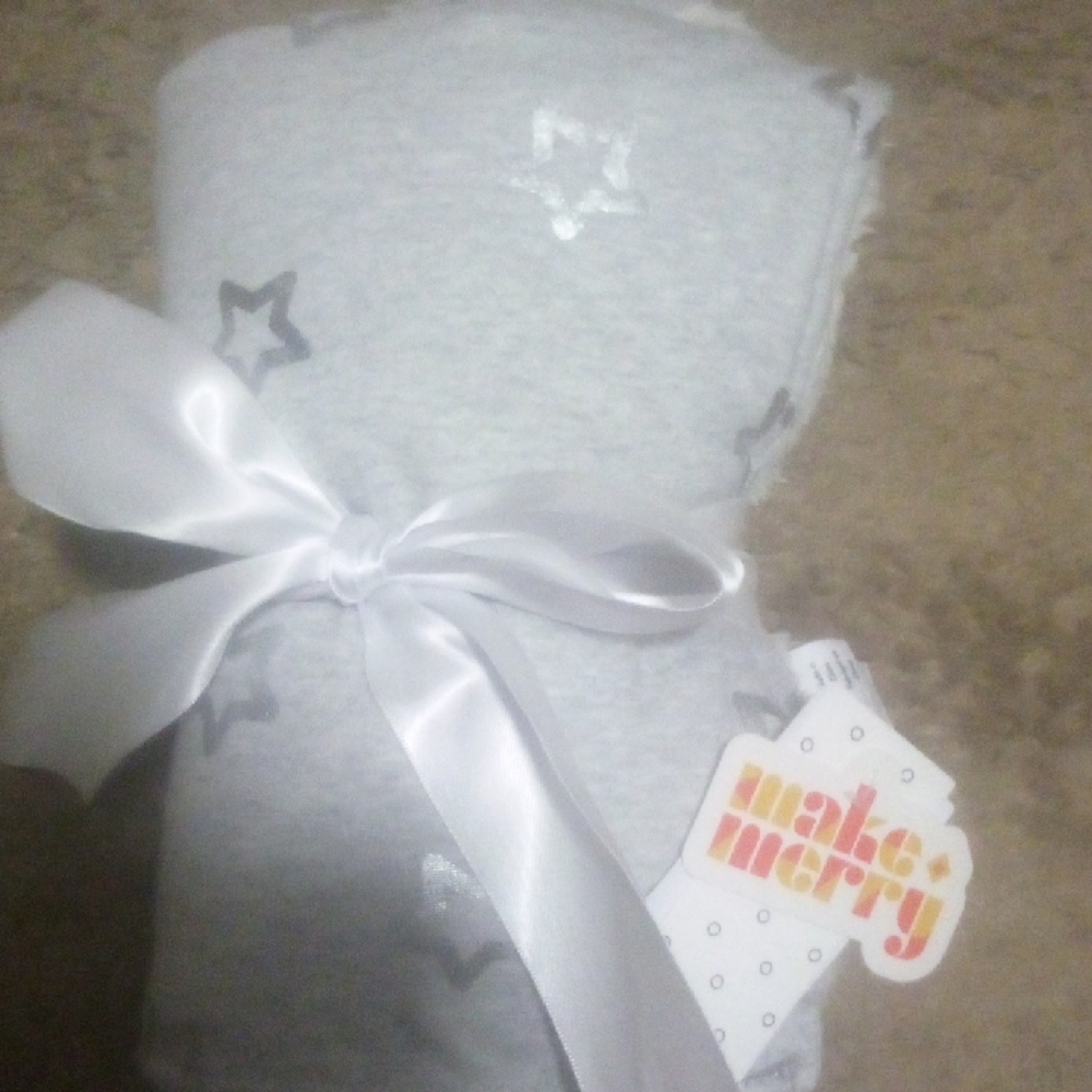 NWT Nordstrom Star Print Sherpa Lined Baby Blanket